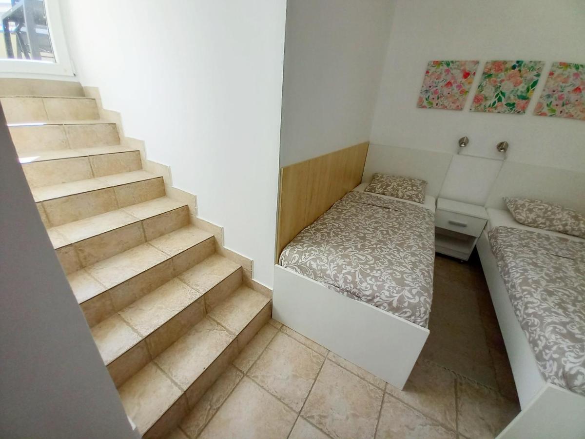 Apartment Karlo Медулин Екстер'єр фото